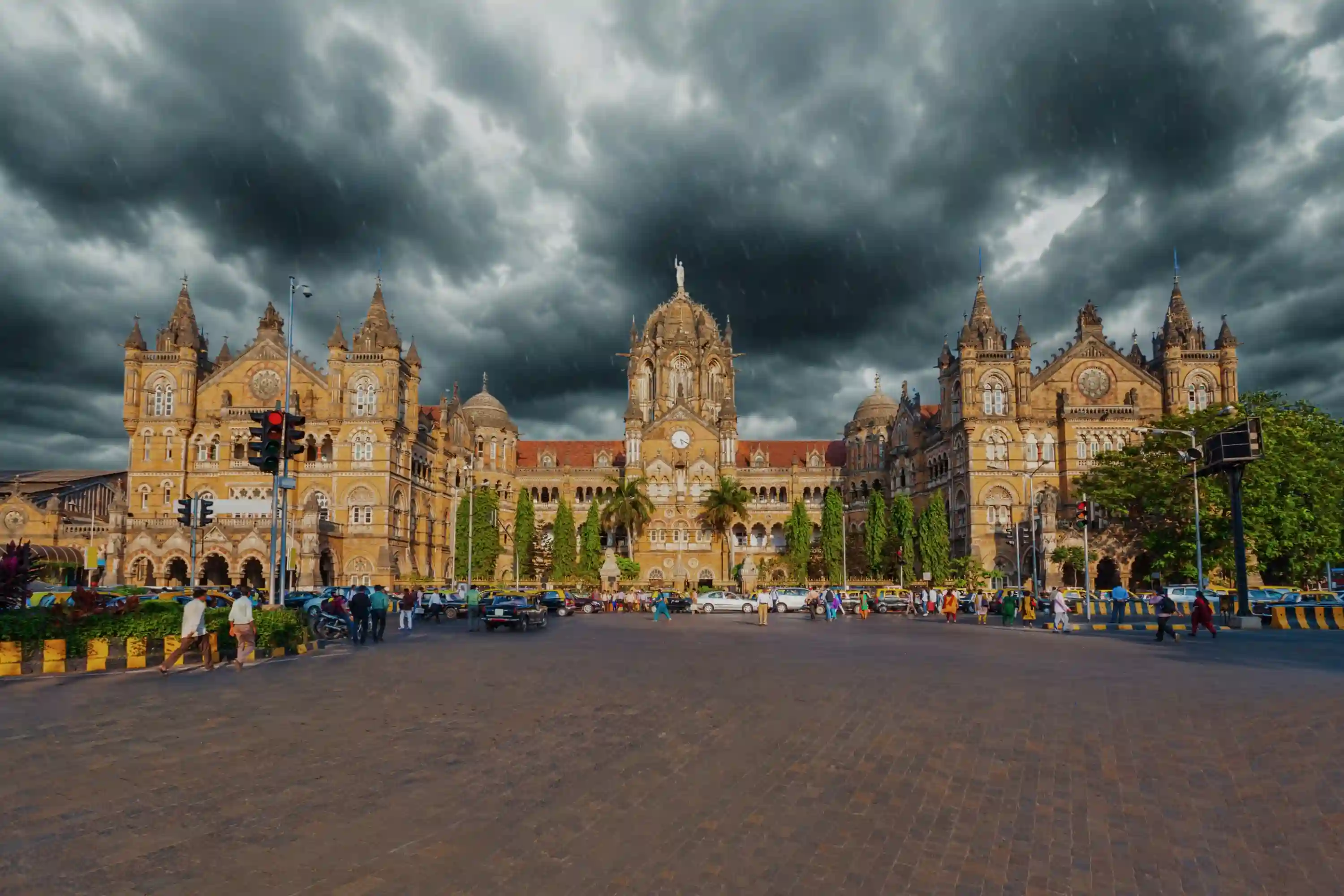 Golden Triangle tour with Mumbai and Goa